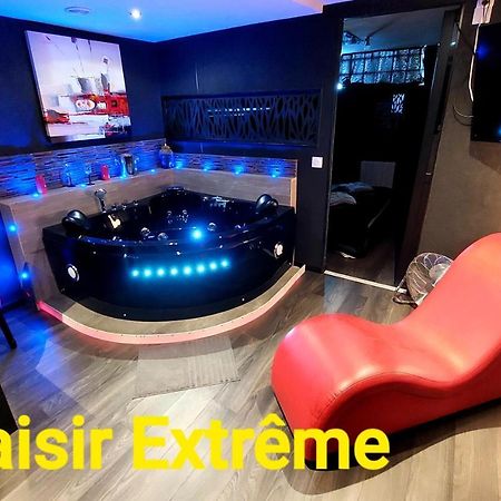 Appartement Plaisir Extreme à Roanne Extérieur photo